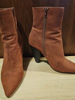 Women's High Heel Ankle Boot/Shoe - Size 7